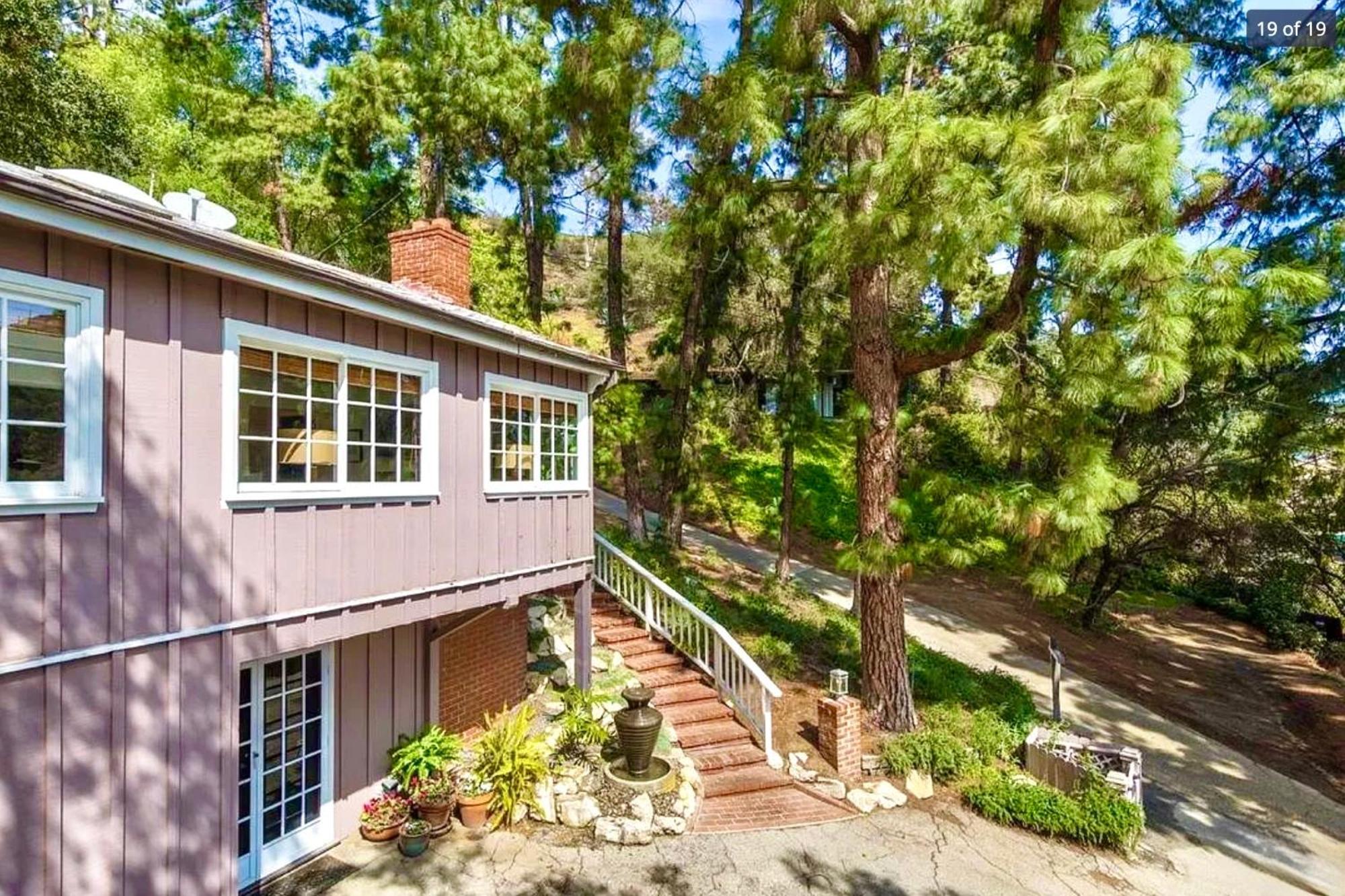 Holiday home Hollywood Hills Retreat With Jacuzzi Style Tub, Steam Room, Tree-top Views Garden Patio *